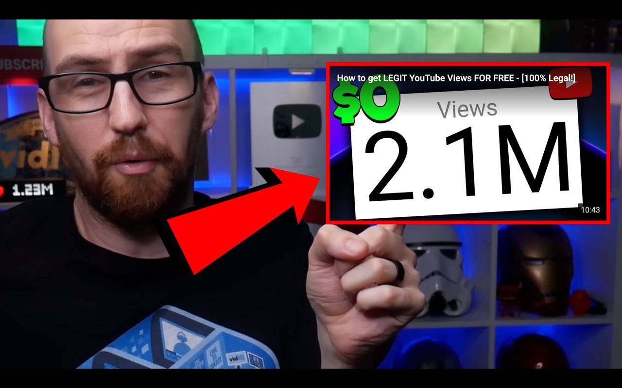 YouTube creator pointing to the end screen element in their video